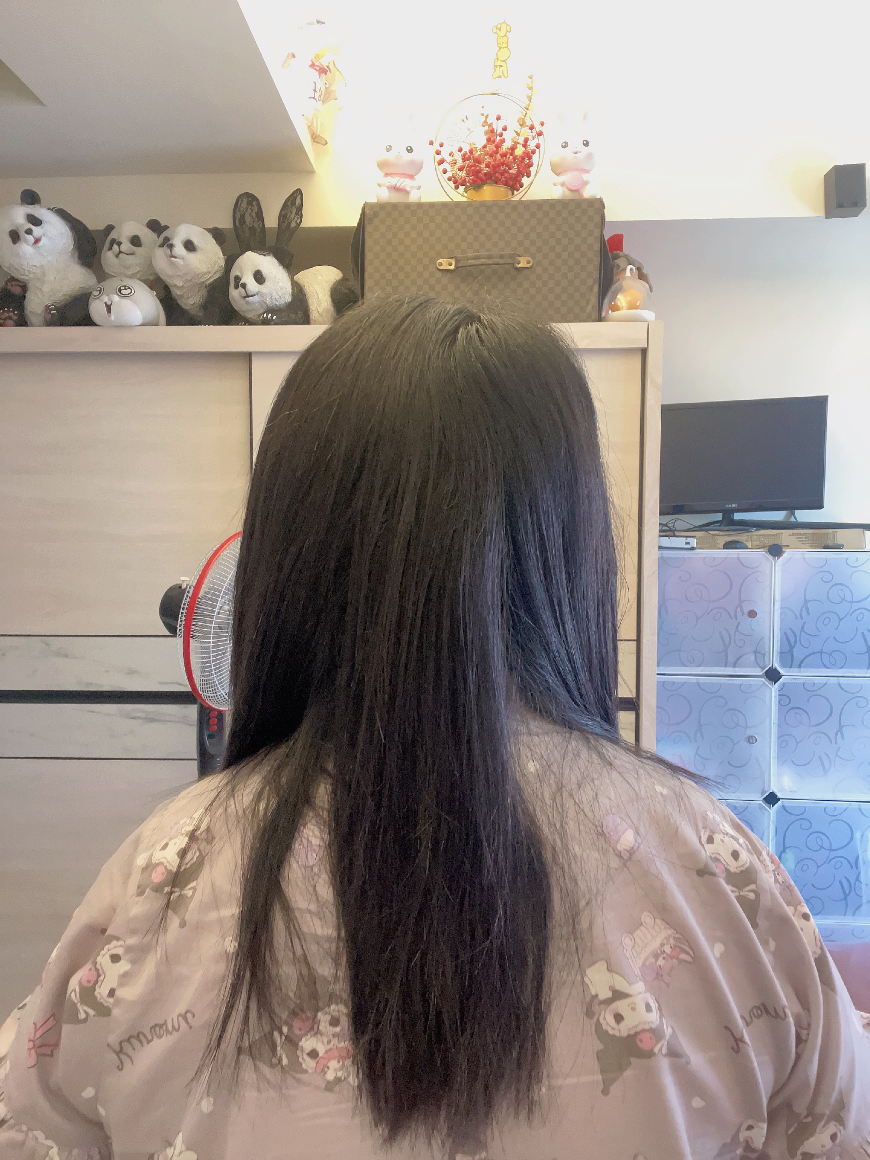 美髮髮品分享｜凱夢 Miss K持久乳｜花香微美 拉絲精華乳 造型與保養兼備 假日出遊免煩惱